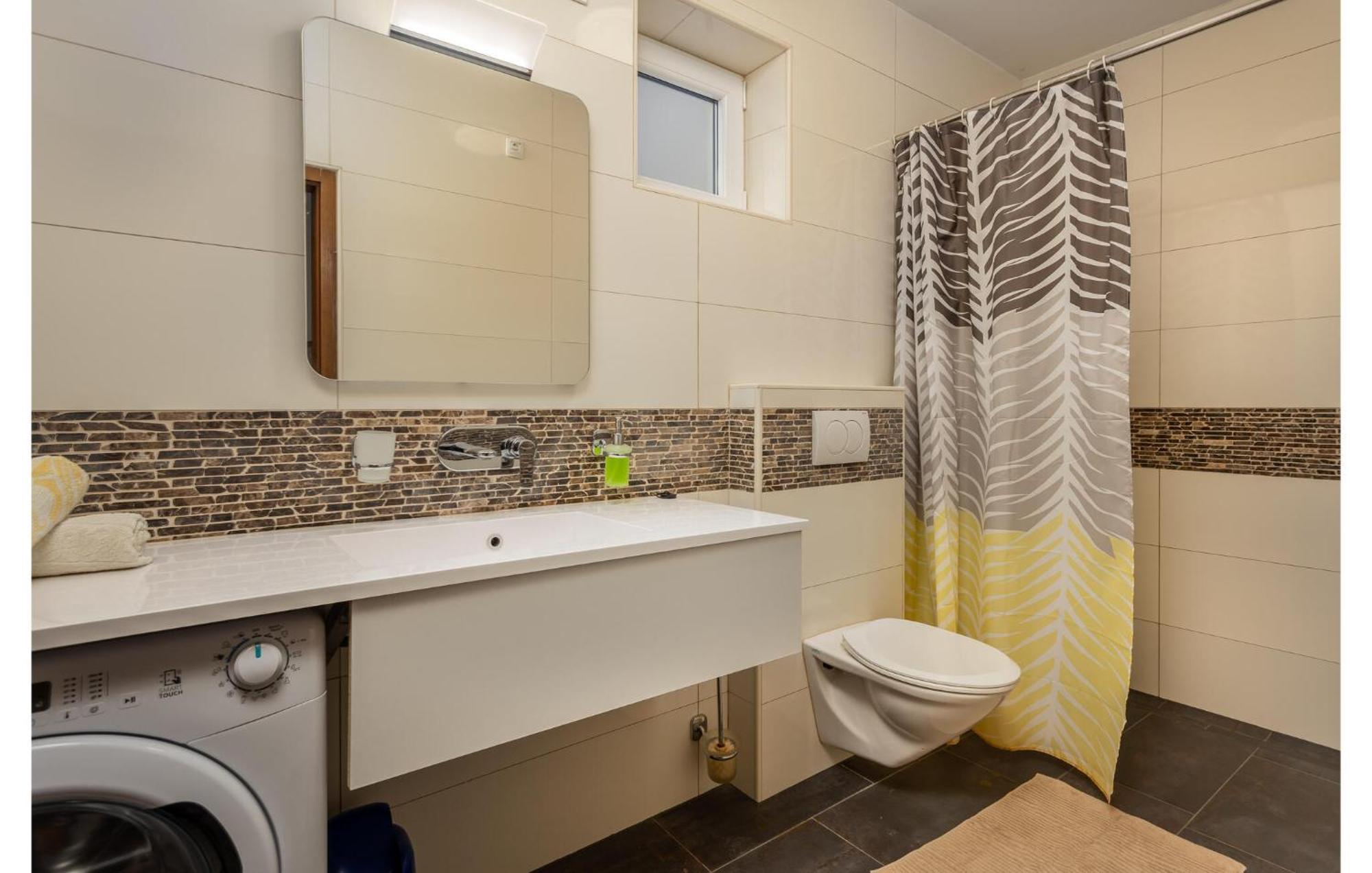 Nice Apartment In Sv,Juraj With Kitchen Sveti Juraj Exterior photo